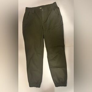 Duluth Pants Women’s Size 8 Green Rootstock Gardening Jogger Tapered Workwear